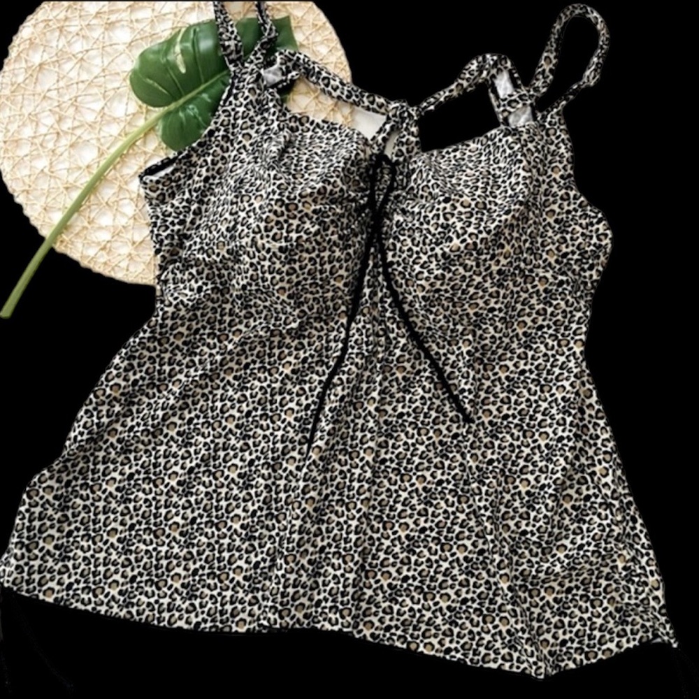 Septangle Plus Size leopard print cinched sides tankini swimsuit top size 24